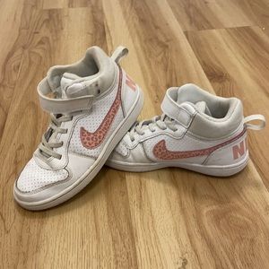 Nike girls shoes size 1